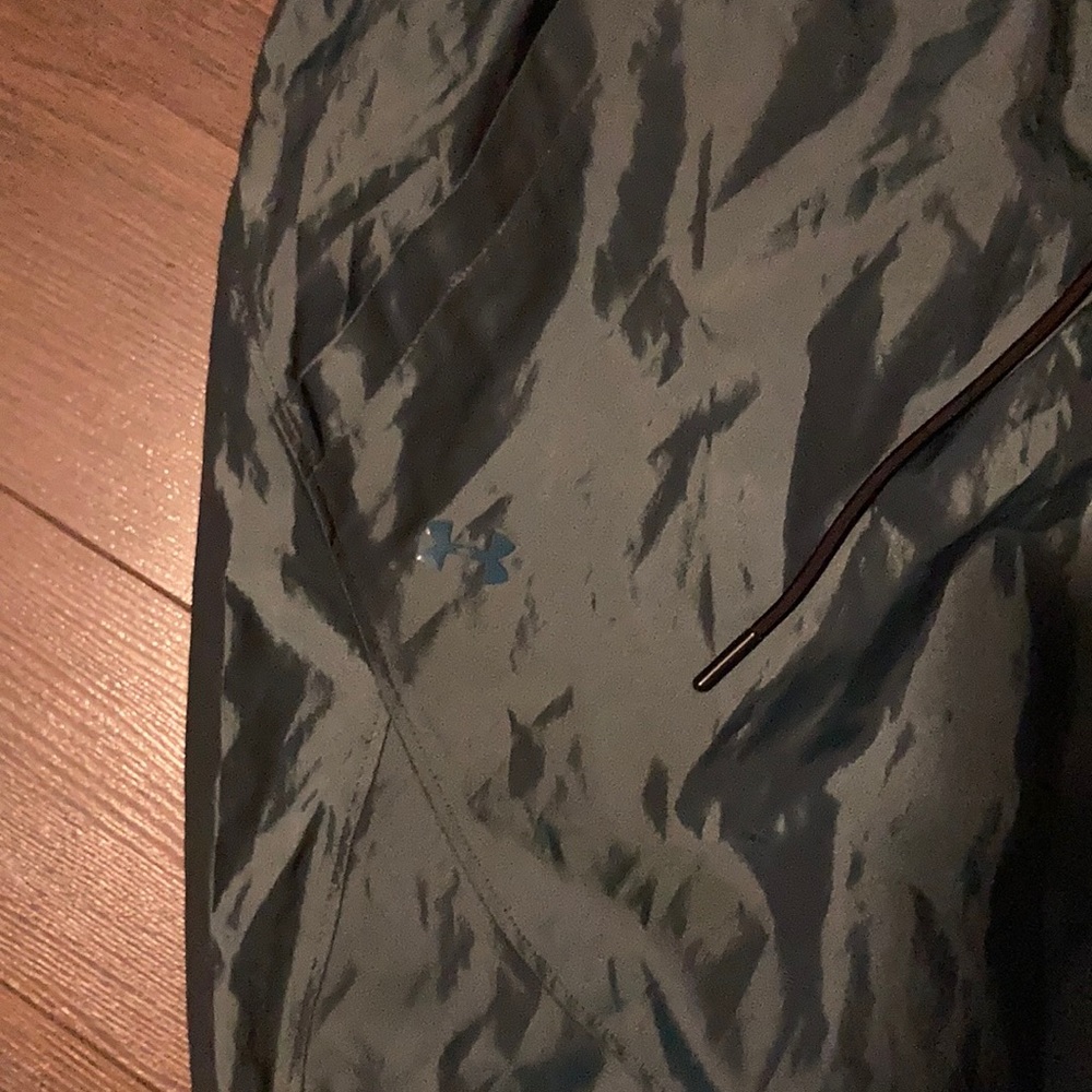 Under Armour pants - Picture 2 of 3